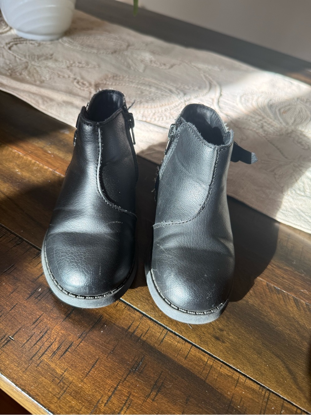 OshKosh B'gosh Black Kids Ankle Boots